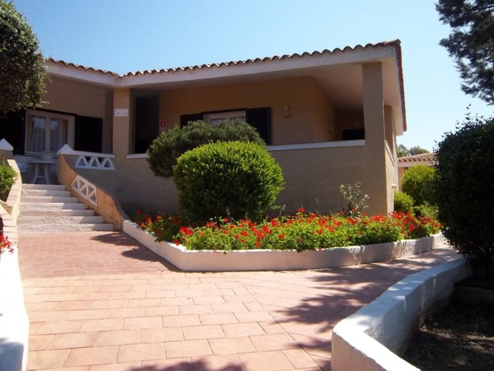 Hotel 3 Botti Baja Cerdeña Exterior foto